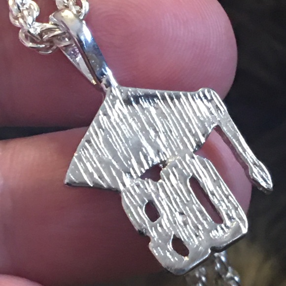 Diamond cut accent silver ‘08 graduate necklace - Picture 7 of 8